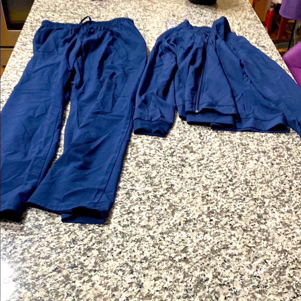 Scrub jacket and pants